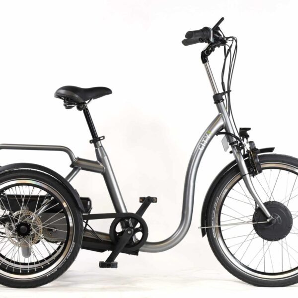 Huka-City elektrische driewieler fiets met ondersteuning senioren _zijaanzicht-Gun-metal-silver-scaled (1)