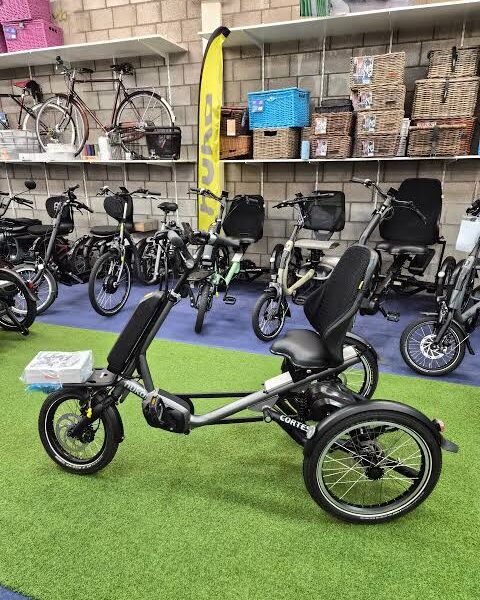 Huka Cortes XS Elektrische Driewieler fiets volwassenen Grijs